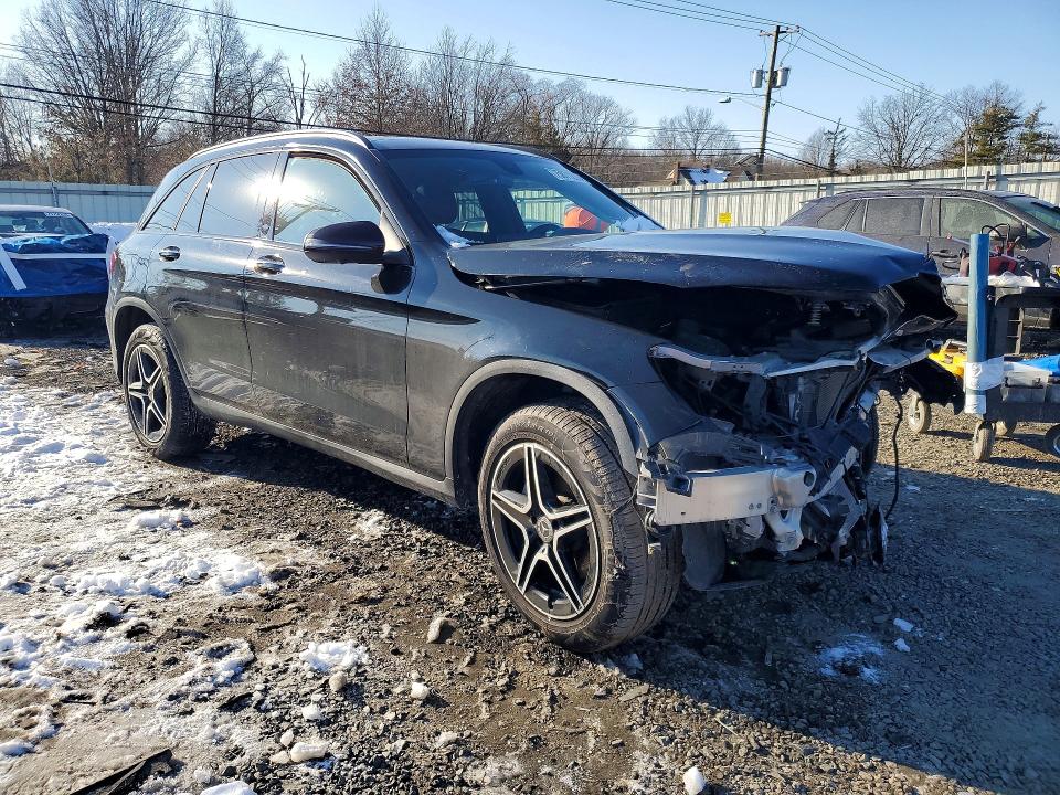 2021 Mercedes-benz Glc