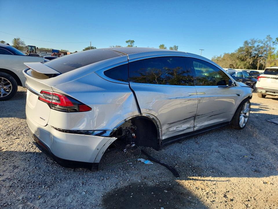 2017 Tesla Model x