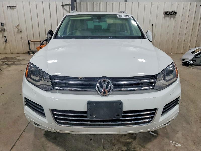 2012 Volkswagen Touareg