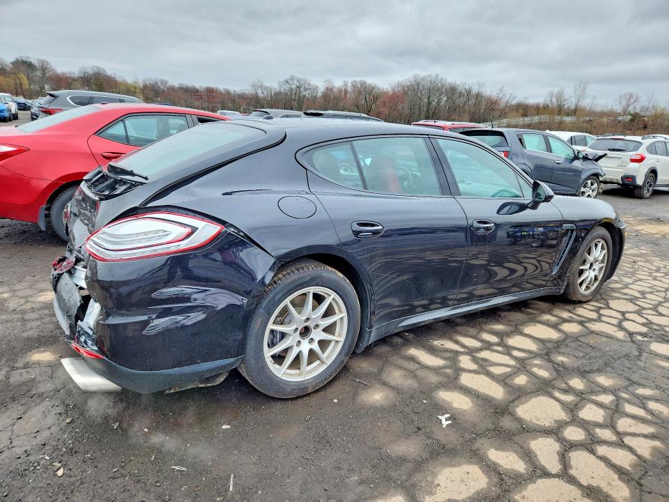 2015 Porsche Panamera