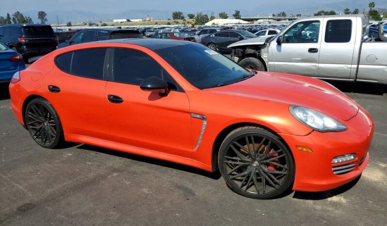 
								2013 Porsche Panamera full									