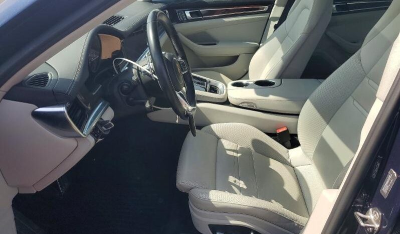 
								2018 Porsche Panamera full									