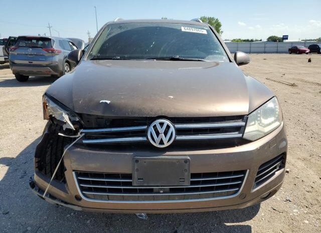 
								2014 Volkswagen Touareg full									