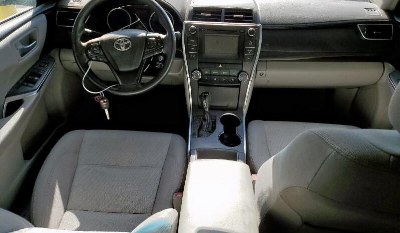 
								2017 Toyota Camry full									