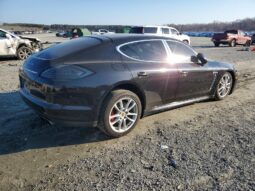 
										2010 Porsche Panamera full									