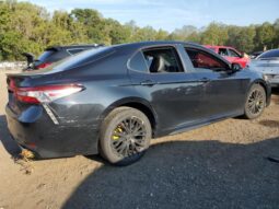 
										2020 Toyota Camry se full									