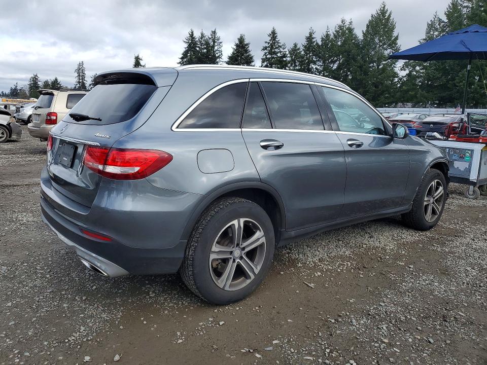 2017 Mercedes-benz Glc