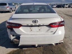 
										2021 Toyota Camry se full									