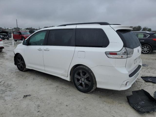 2016 Toyota Sienna