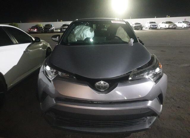 
								2019 Toyota C-hr full									