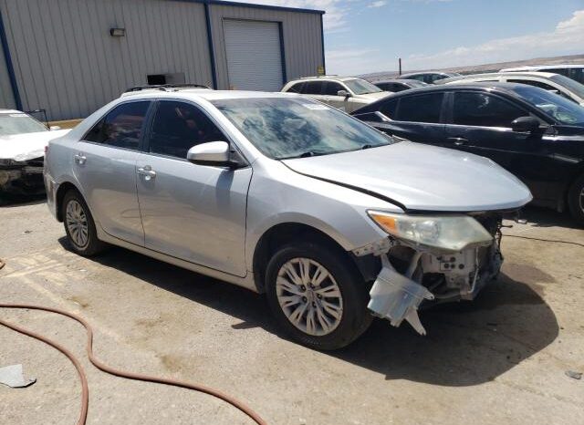 
								2012 Toyota Camry full									