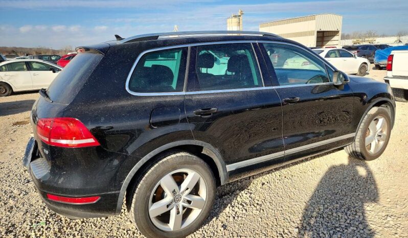 
								2014 Volkswagen Touareg full									