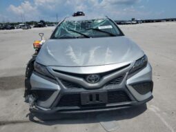 
										2021 Toyota Camry se full									