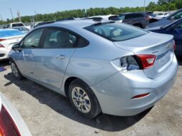 
										2018 Chevrolet Cruze full									