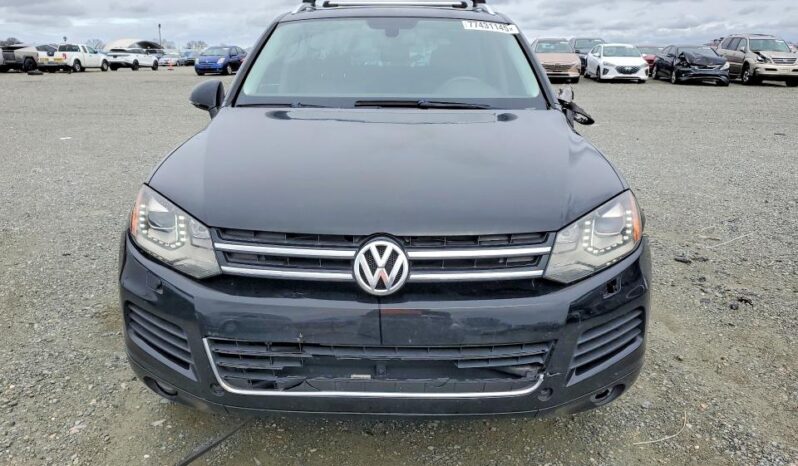 
								2014 Volkswagen Touareg full									