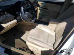 
										2015 Toyota Camry le full									