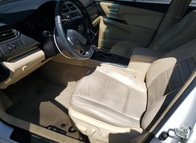 
								2015 Toyota Camry le full									