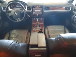
										2013 Volkswagen Touareg full									
