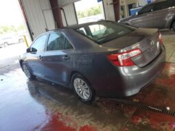 
										2014 Toyota Camry full									