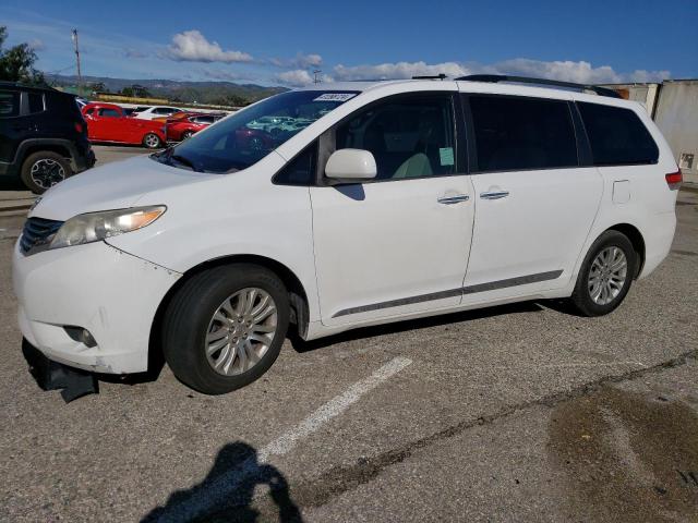 2013 Toyota Sienna xle