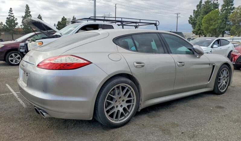 
								2012 Porsche Panamera full									