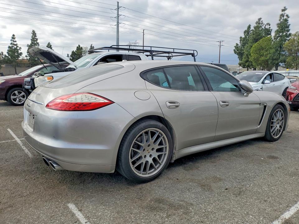 2012 Porsche Panamera
