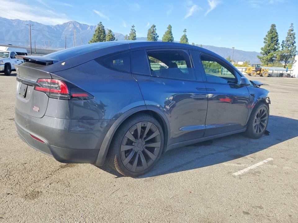 2022 Tesla Model x