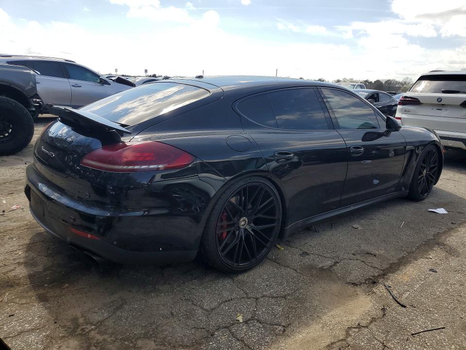 2016 Porsche Panamera