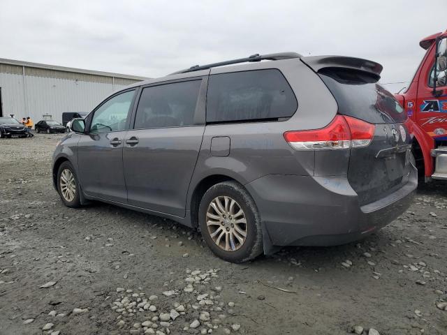 2012 Toyota Sienna