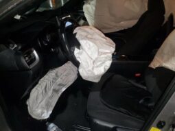 
										2018 Toyota C-hr full									