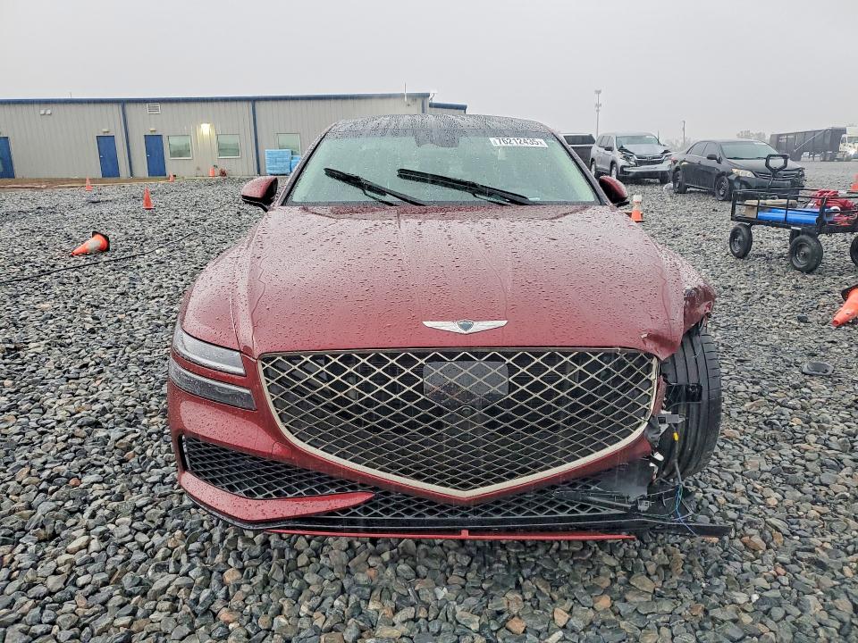 2023 Genesis G80