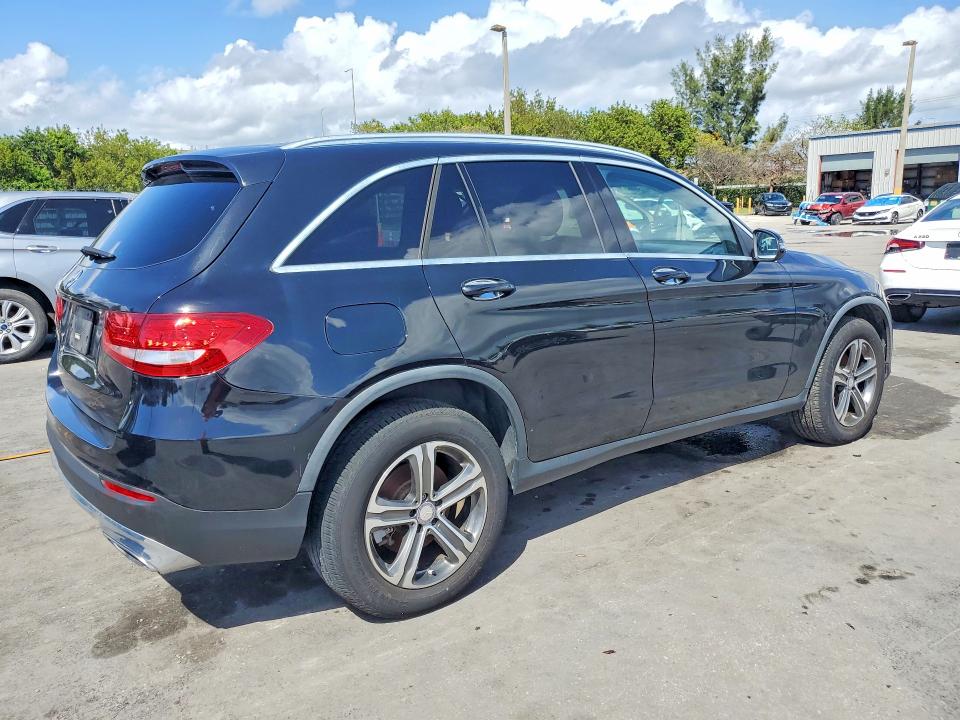 2016 Mercedes-benz Glc