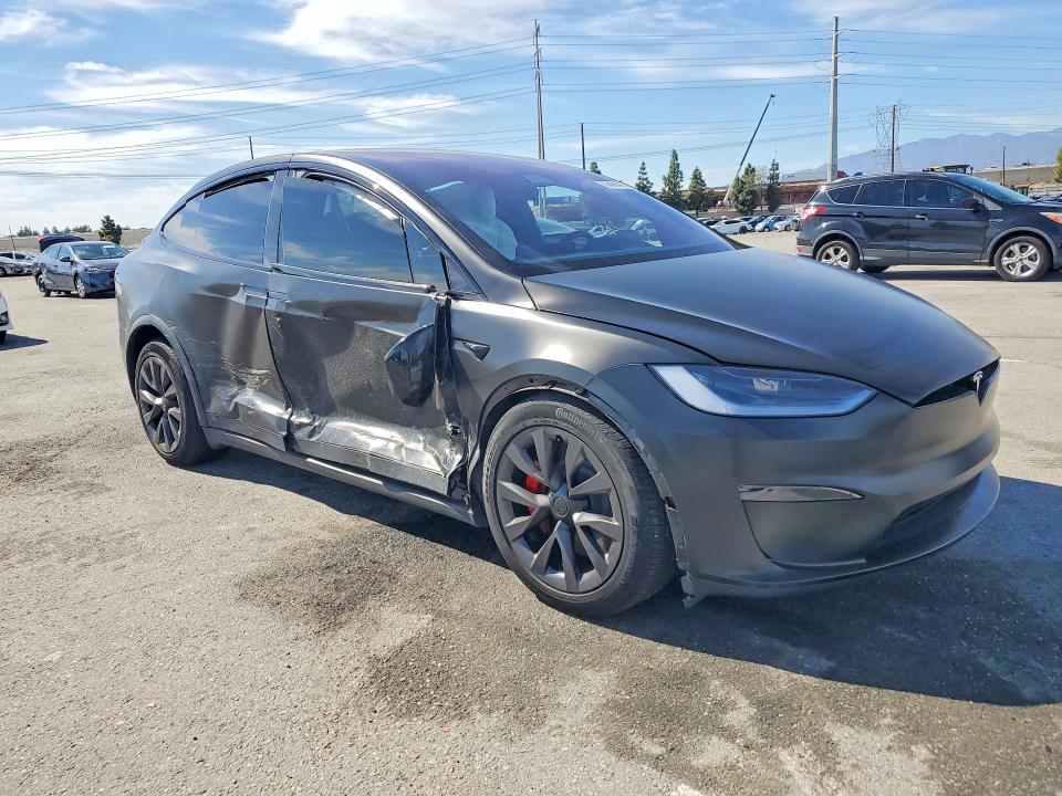 2025 Tesla Model x