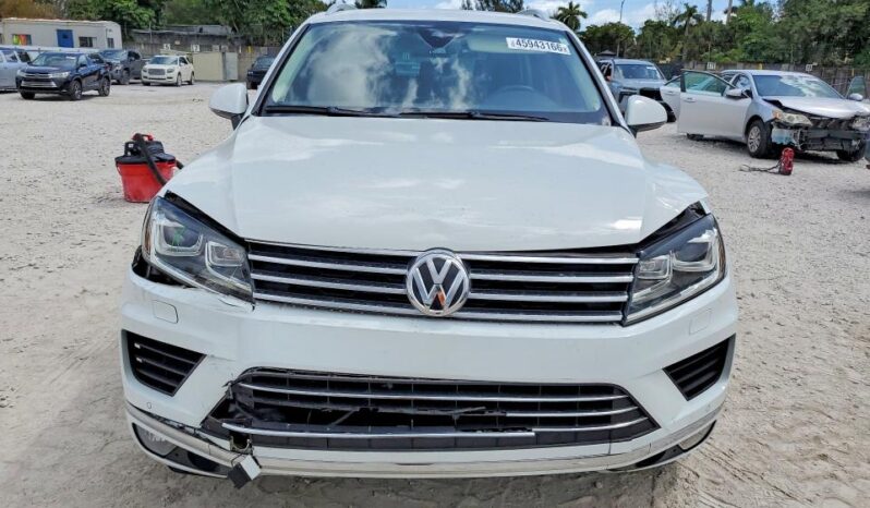 
								2017 Volkswagen Touareg full									