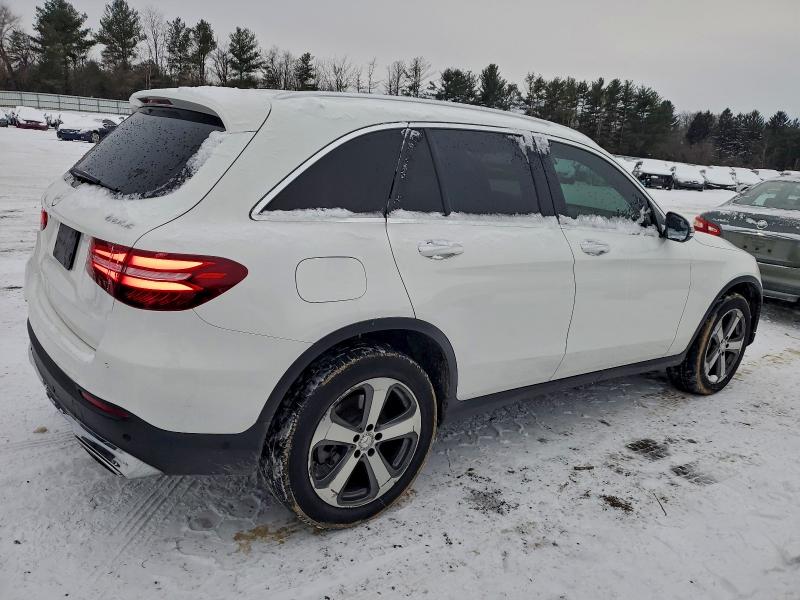 2016 Mercedes-benz Glc