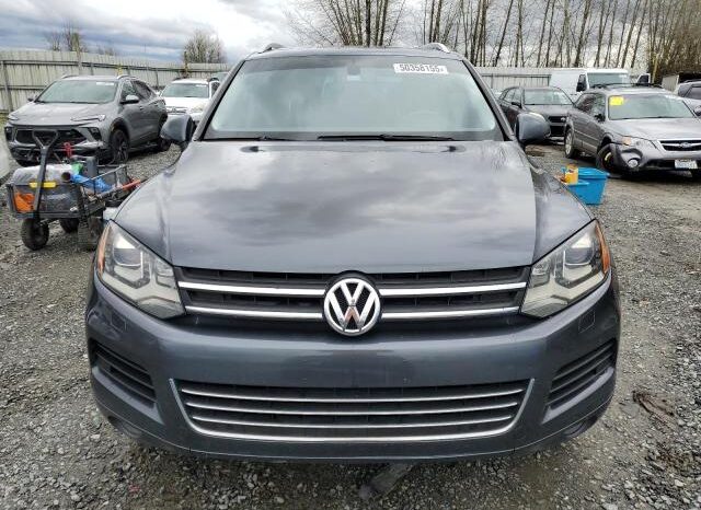 
								2012 Volkswagen Touareg full									
