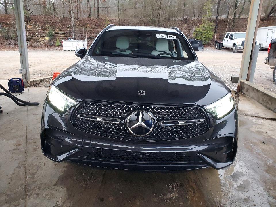 2026 Mercedes-benz Glc
