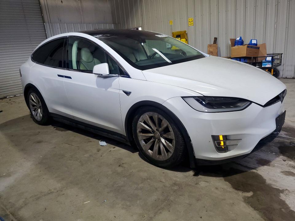 2017 Tesla Model x