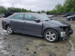 
										2014 Toyota Camry full									