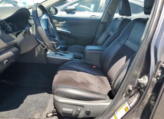 
								2012 Toyota Camry se full									