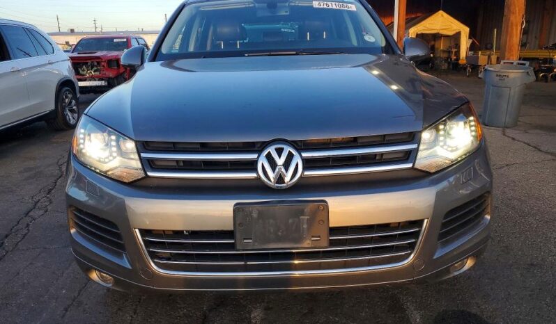 
								2013 Volkswagen Touareg full									
