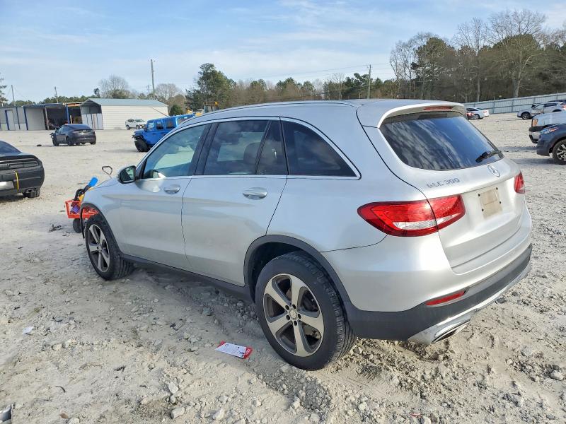 2016 Mercedes-benz Glc