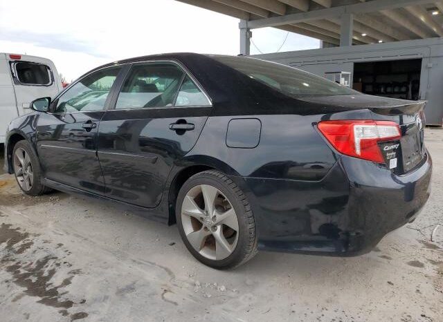 
								2012 Toyota Camry full									