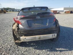 
										2019 Toyota C-hr full									
