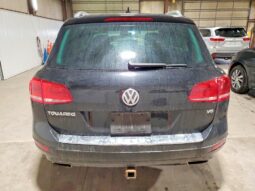 
										2013 Volkswagen Touareg full									