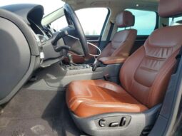 
										2015 Volkswagen Touareg full									