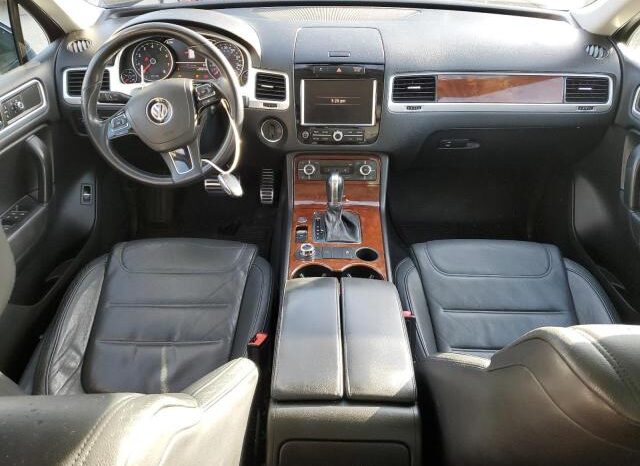 
								2012 Volkswagen Touareg full									