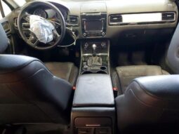 
										2013 Volkswagen Touareg full									