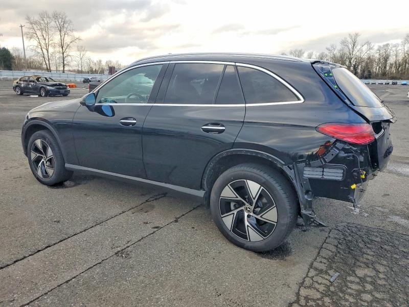 2023 Mercedes-benz Glc