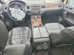 
										2016 Volkswagen Touareg full									
